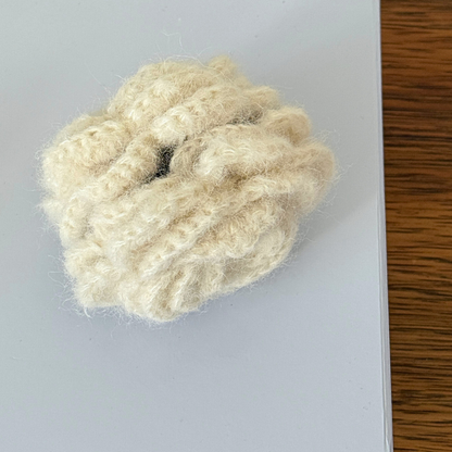 Lotus clip, pattern