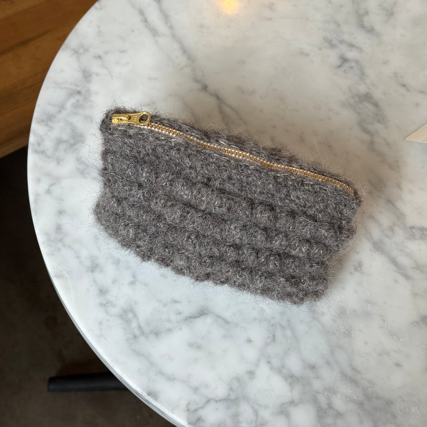 Petite bubble bag, concrete